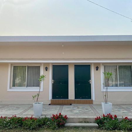 The Bougainvillea Cottage Farmstay Near Dehradun , 2 Bedroom Private Cottage Next To Fields And Orchards With Hill Views Εξωτερικό φωτογραφία